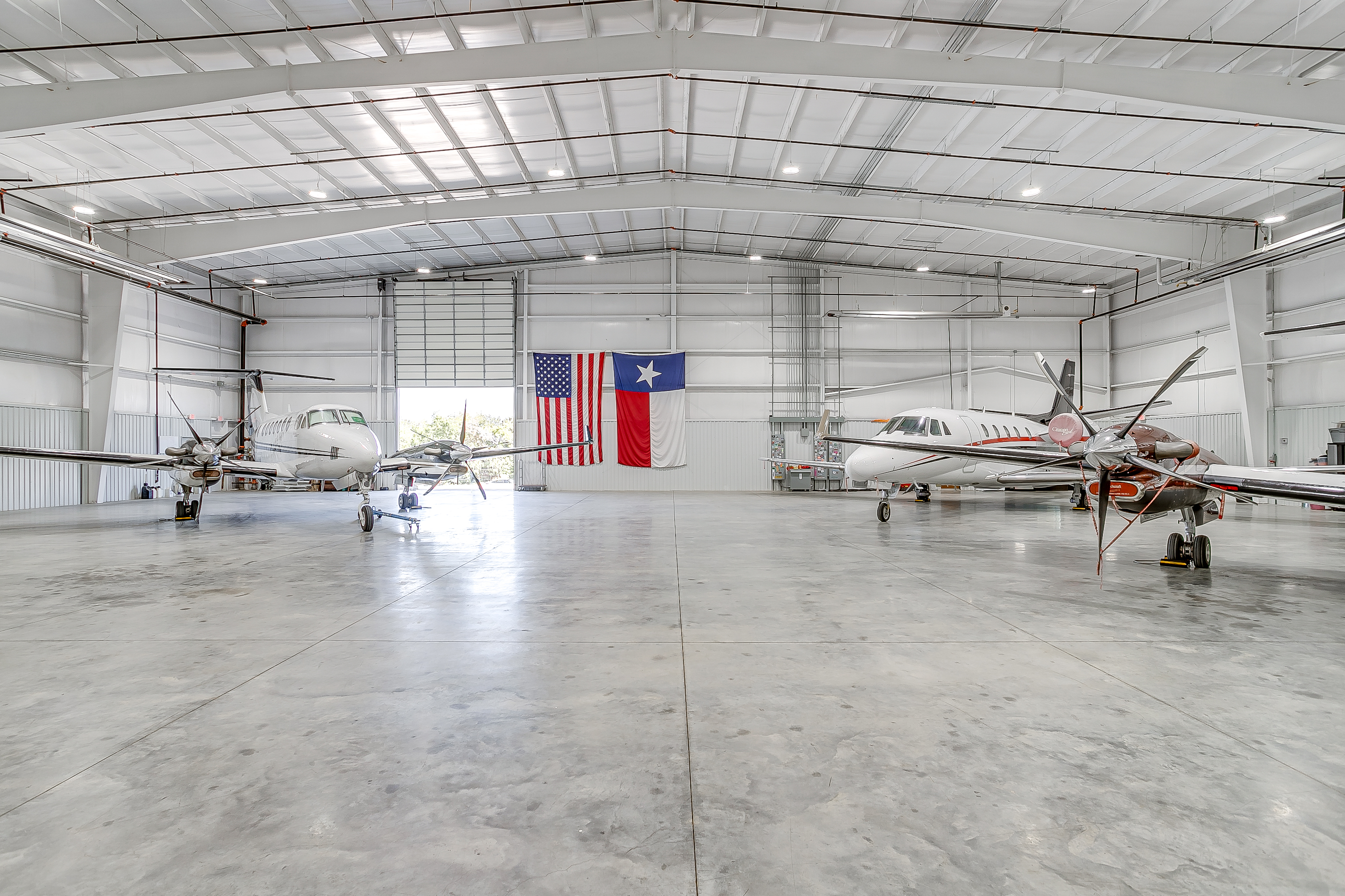 Hicks Hanger project photo 20